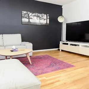 https://gorgeous-getaway-home-near-downtown.ottawa-hotel.net