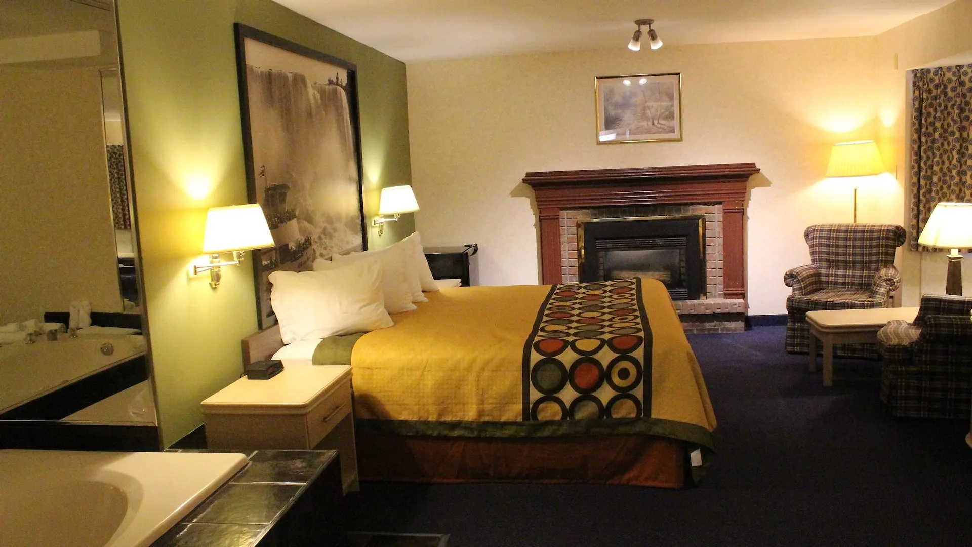 Hotel Super 8 By Wyndham Niagara Falls North