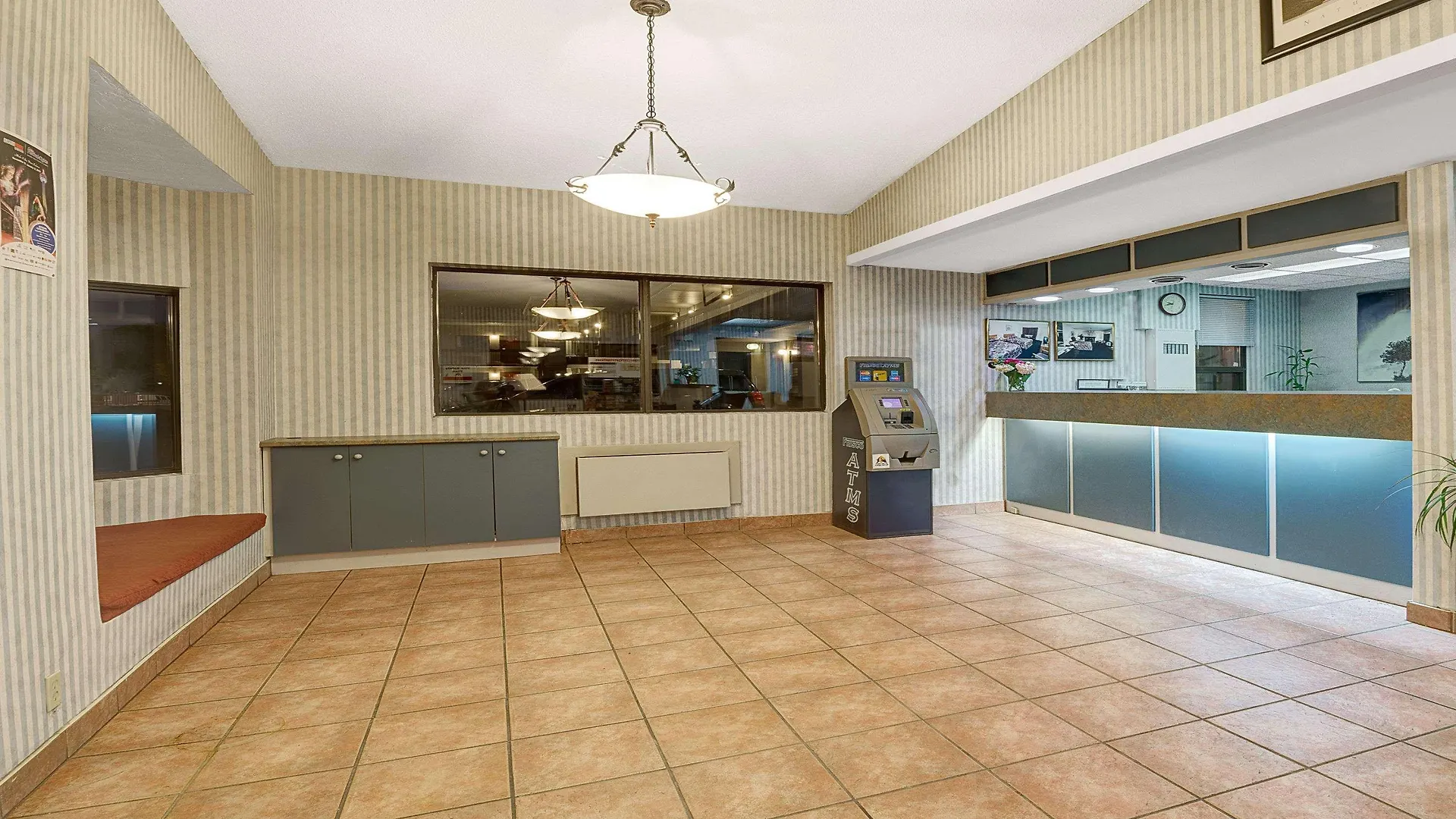 Super 8 By Wyndham Niagara Falls North 0*,  Canada